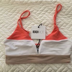 Beach riot Riza top coral color block size Med